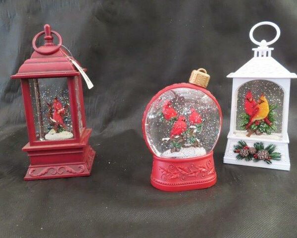 Snow Globes with Cardinals